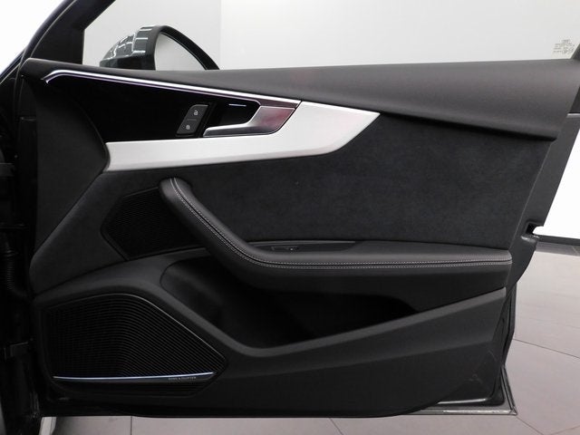 2022 Audi A4 45 S line Prestige quattro